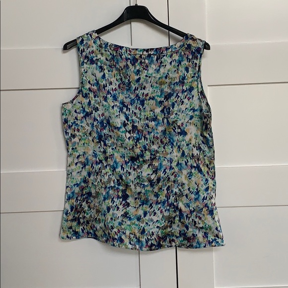 Floral Sleeveless Blouse Tank Top - Picture 2 of 5